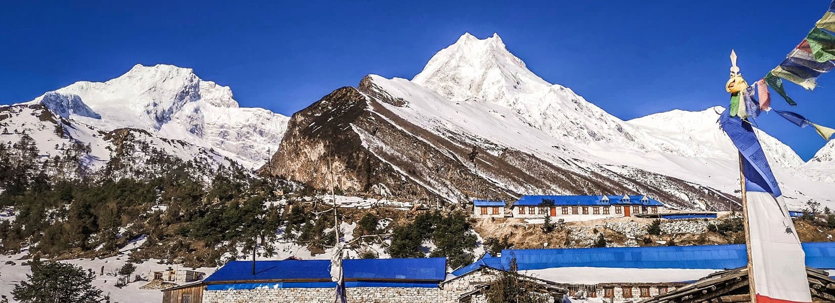 Manaslu Circuit Trek in October banner