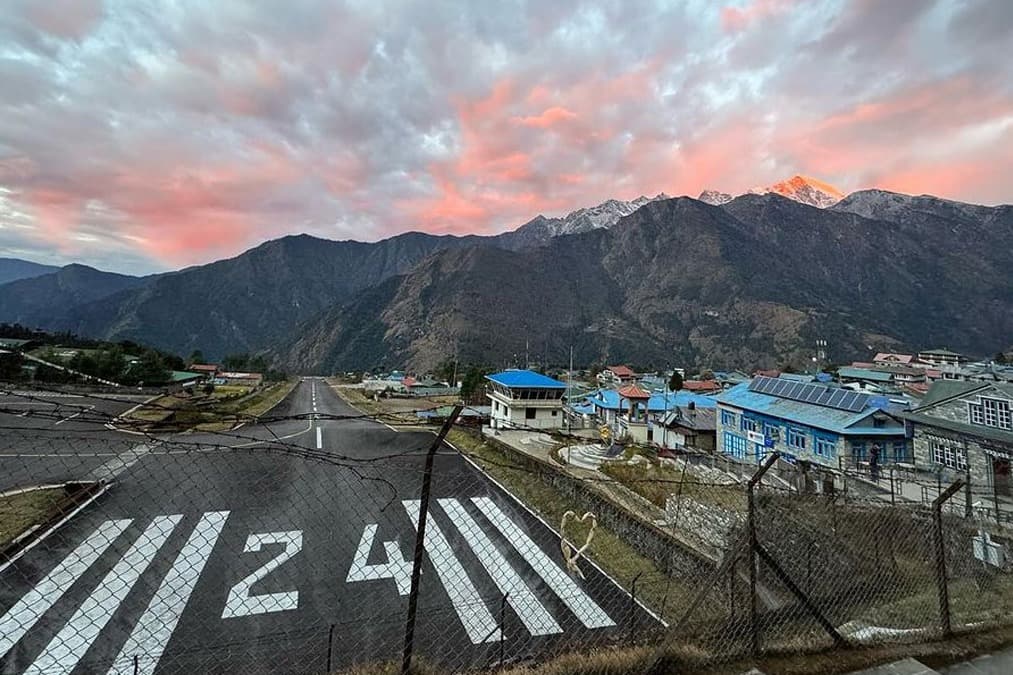 Hire Guide From Lukla