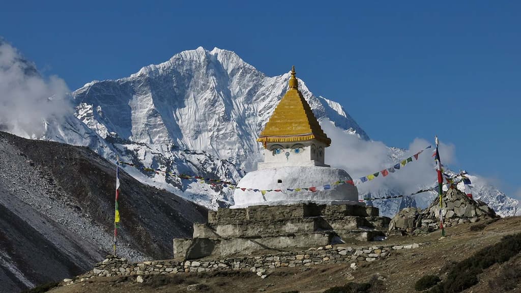 Everest Base Camp Trek Itinerary Dingboche