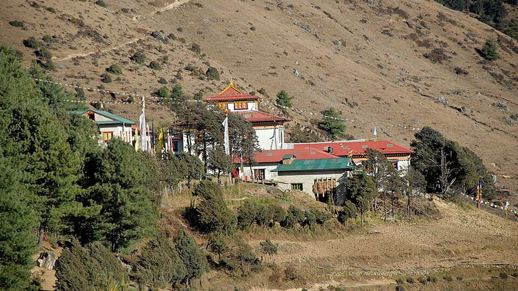 Buddhist monastery near the Junbesi