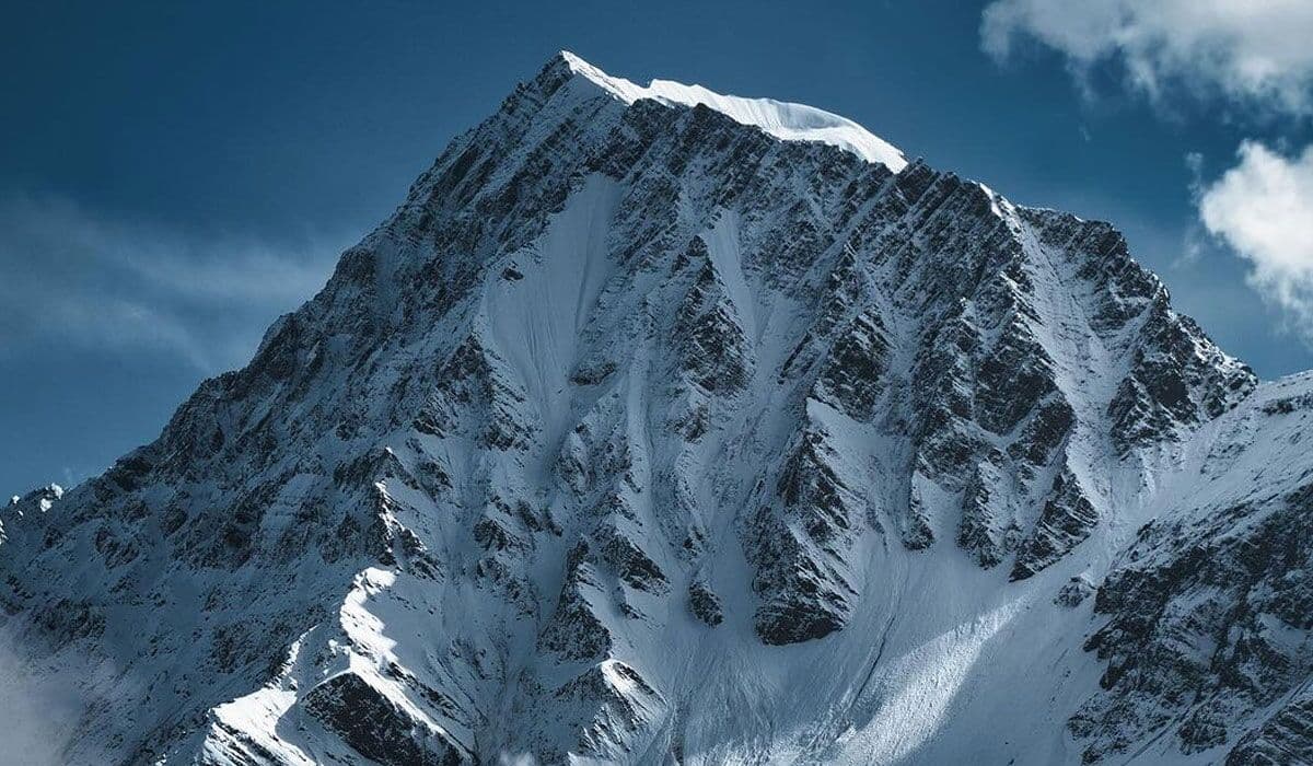 Pisang Peak Climbing Difficulties