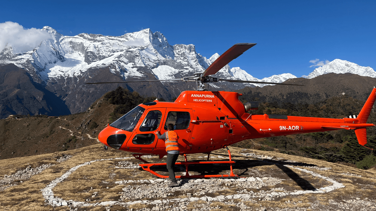 Everest Helicopter Tour with Kala Patthar Landing