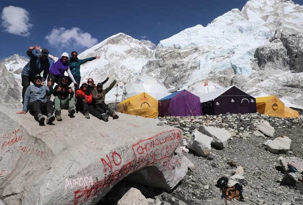 Best Time of Year for Everest Base Camp Trek– Choose the Perfect Season for Clear Skies and Epic Mountain Views