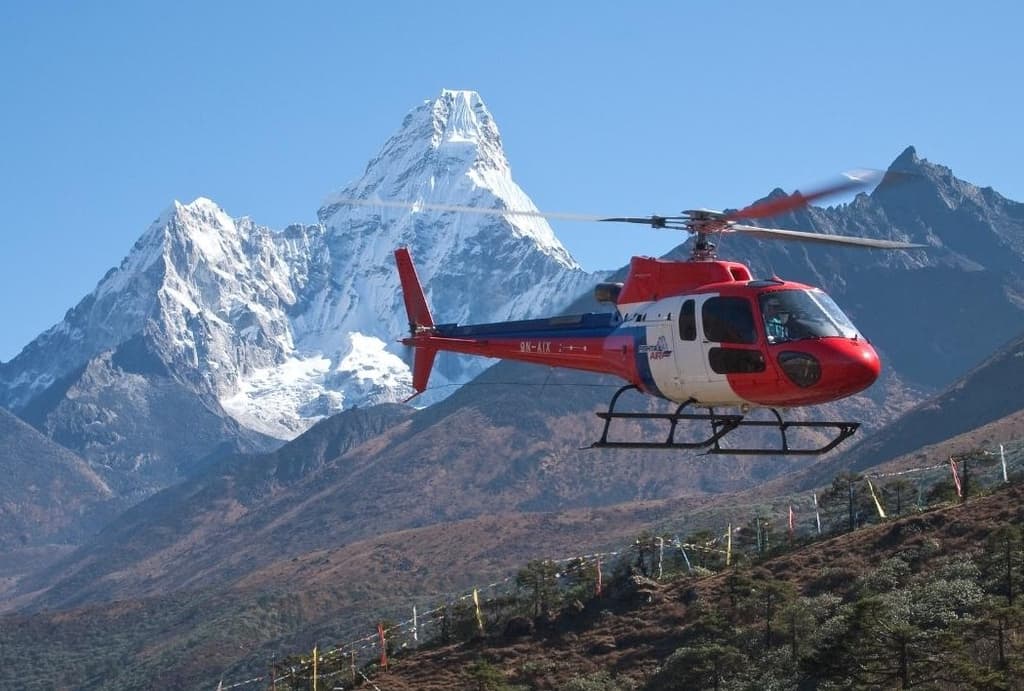 Helicopter Return From Everest Base Camp– Is It Worth It?